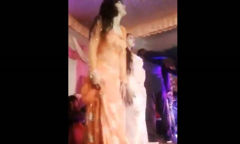 Ženu u Indiji upucali u lice jer je prestala plesati na svadbi